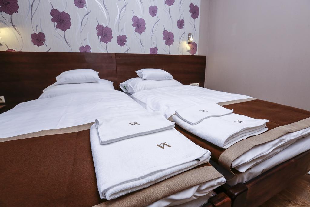 Granatalma Vendeghaz Hotel Fehérvárcsurgó Екстериор снимка
