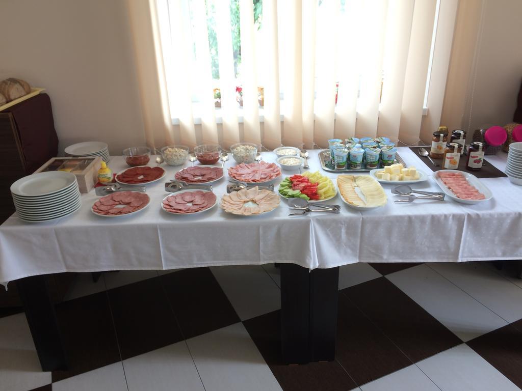 Granatalma Vendeghaz Hotel Fehérvárcsurgó Екстериор снимка